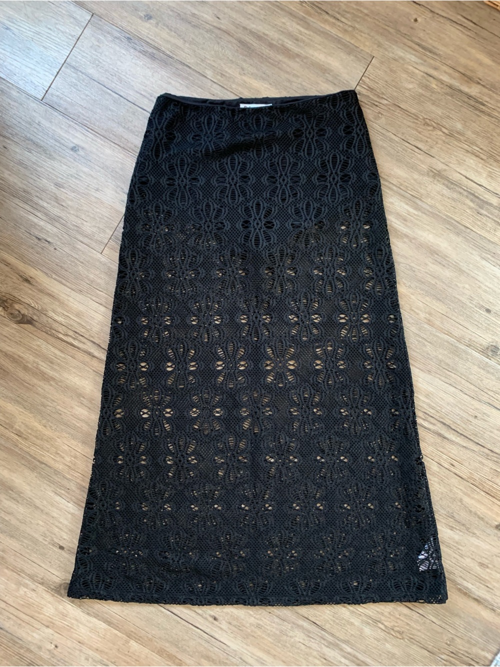 REFORMATION Black Crochet Lace Midi Skirt, size M - Picture 2 of 11